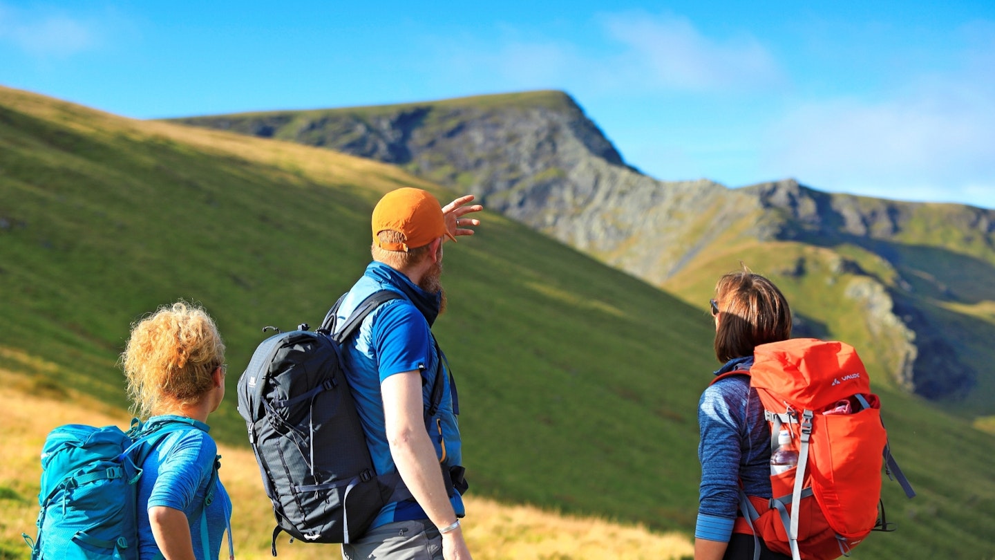 First time on the edge – a newbie tackles England's sharpest mountain ridge Review