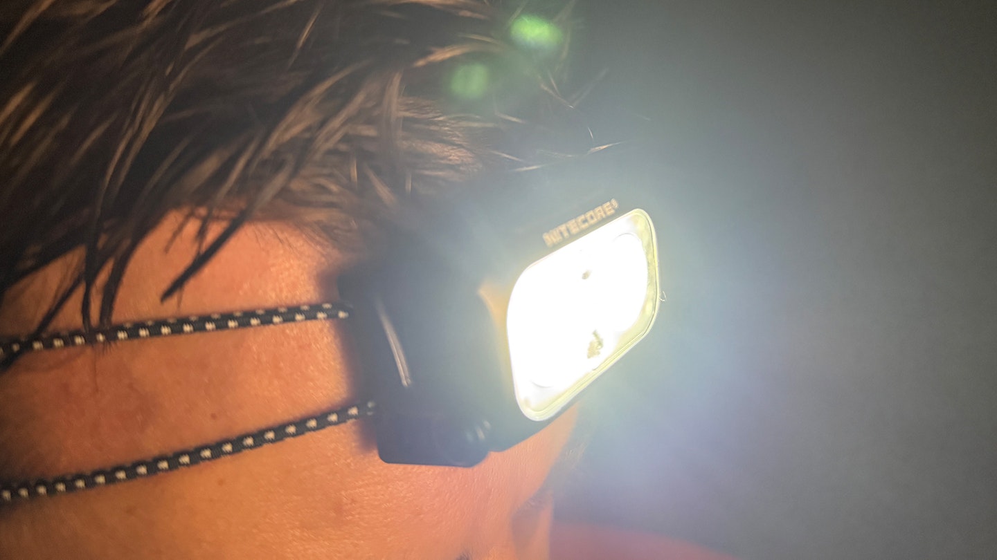 3 Nitecore NU25 MCT UL Head Torch