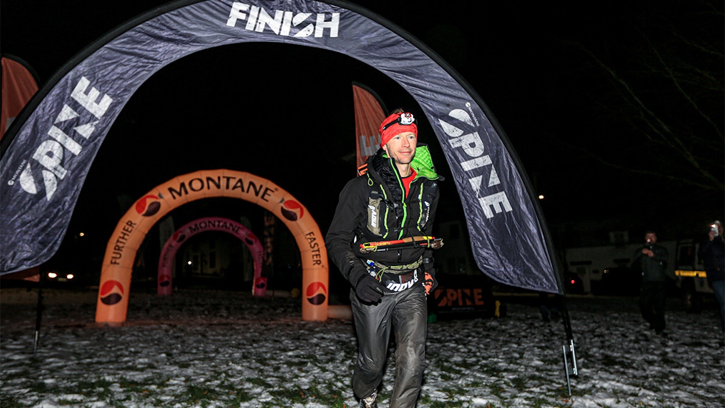 damian hall wins the montane spine race 2023