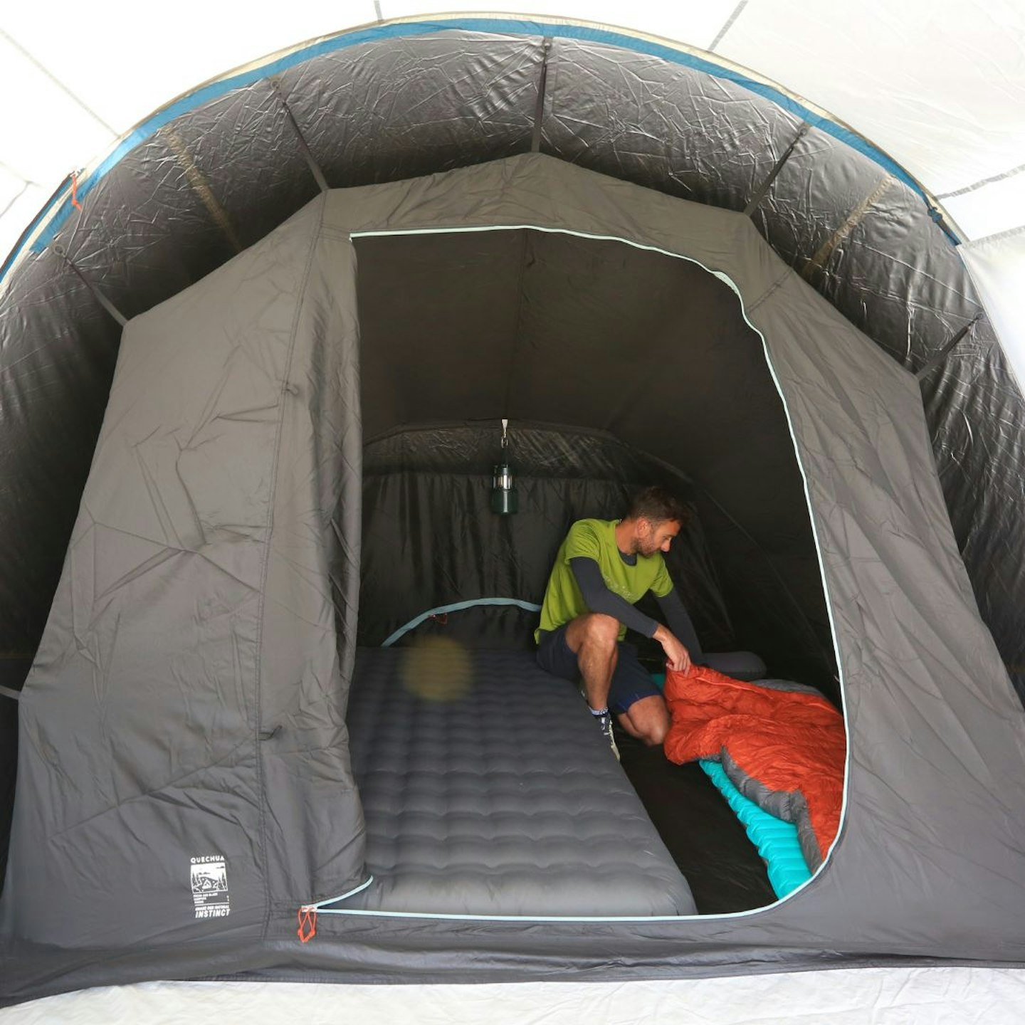Decathlon Quechua Arpenaz 4.1 F&B bedroom