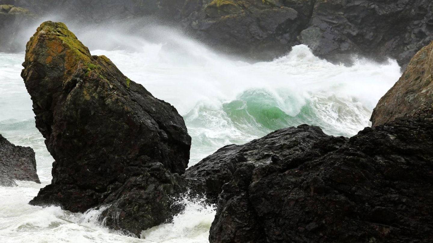 Kynance Cove Waves The Lizard Cornwall