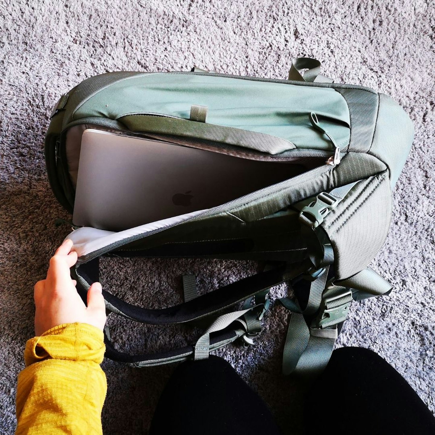 Osprey laptop pocket