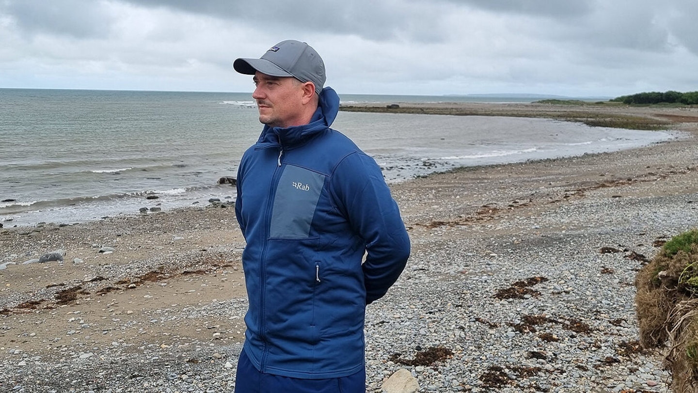 The Rab Superflux Hoody offers the perfect balance of warmth, breathability, and comfort