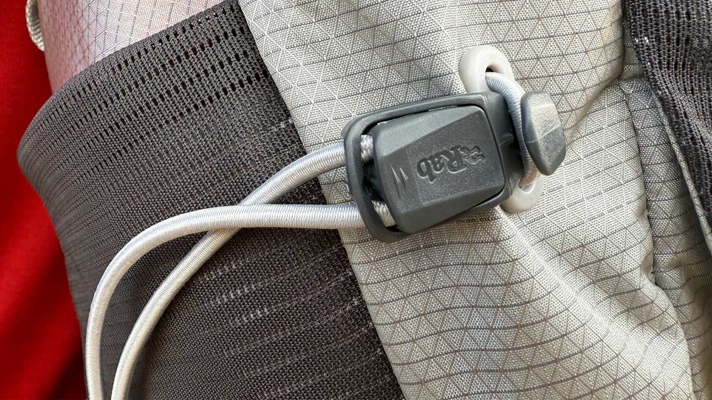 Rap Protium 27 backpack toggle