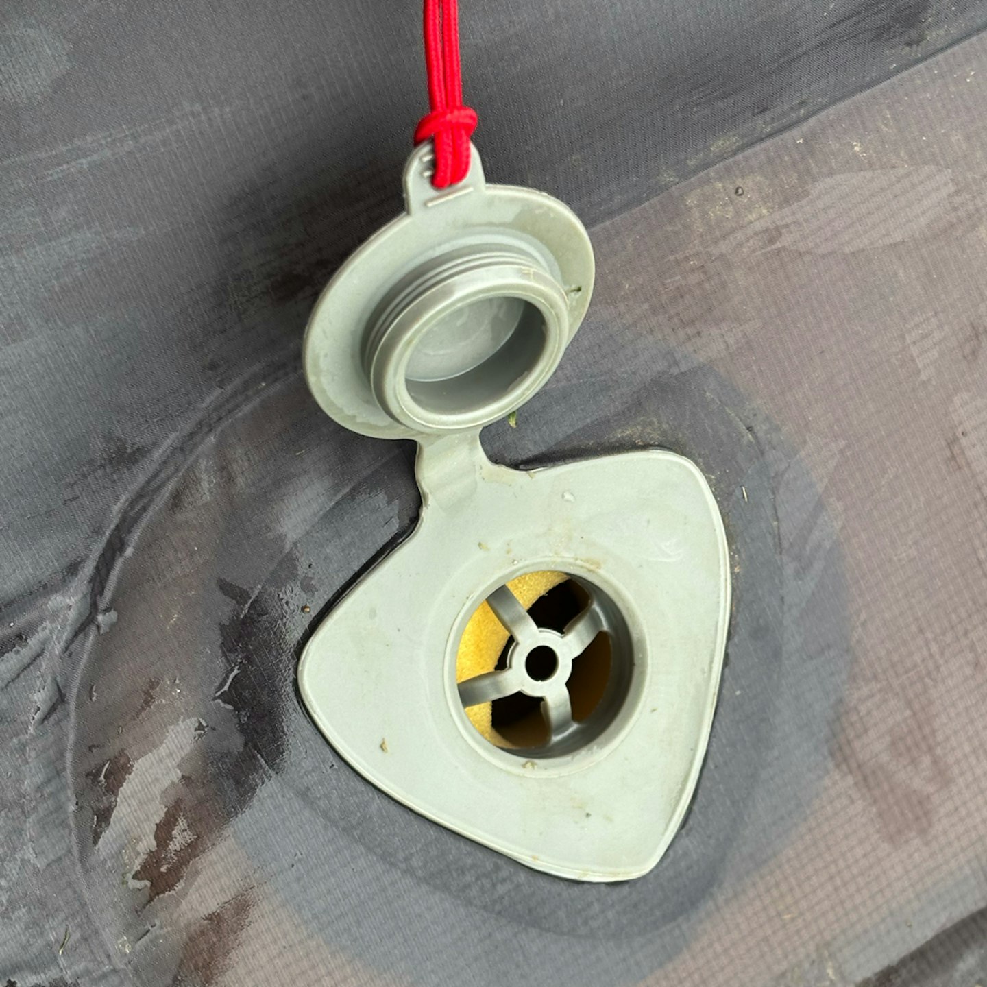 Robens AirCore 90 camping mattress air nozzle