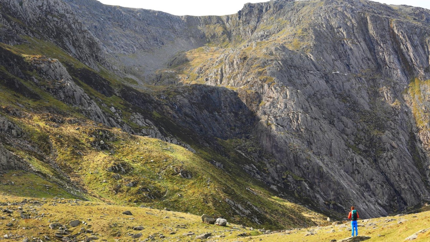 Seniors Ridge – Beginner summer scramble in Snowdonia