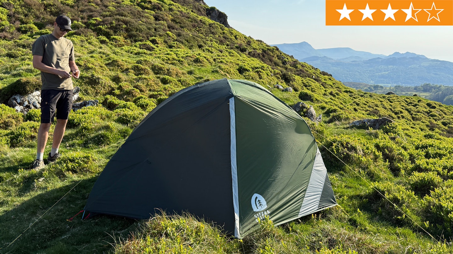 Sierra Designs Meteor Lite 3000 2P tent with star ratings