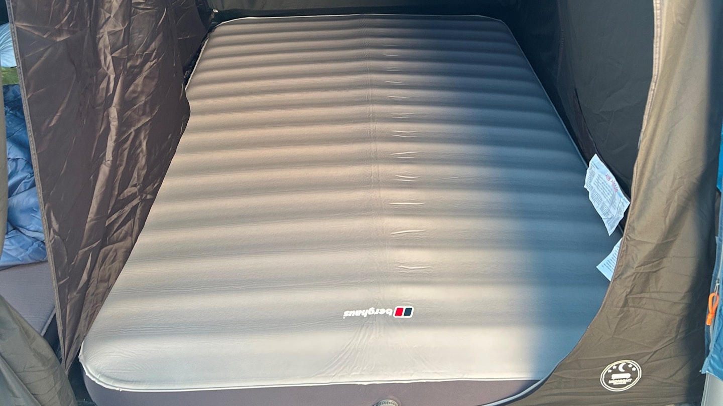 Berghaus Air Double Self-Inflating Mat