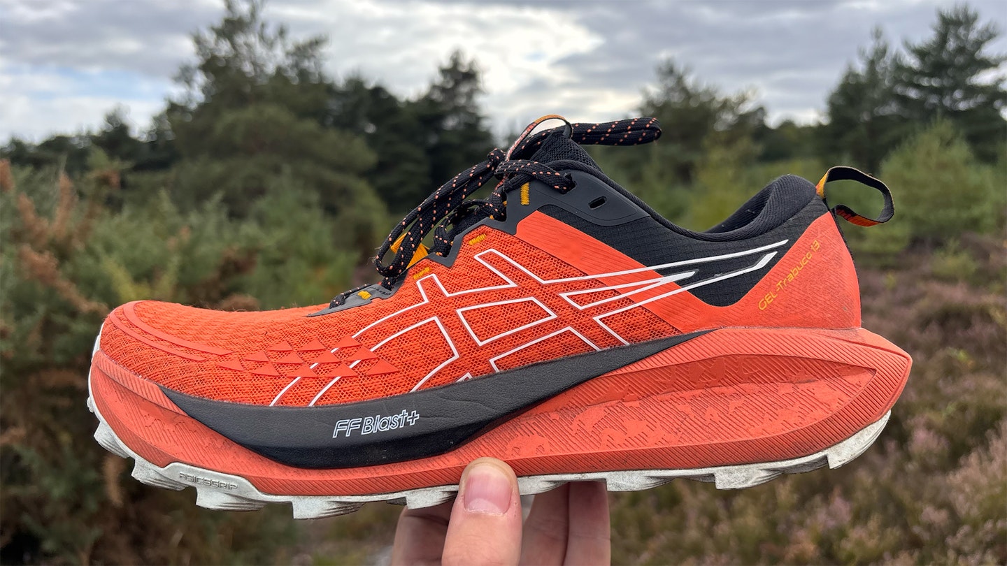 4 Asics gel trabuco 13 trail running shoe