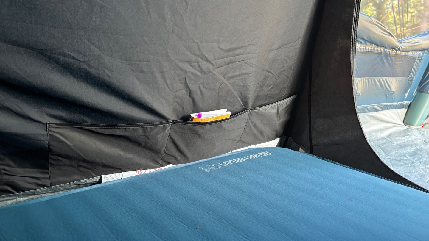 Vango Sierra Air 500 bedroom pockets