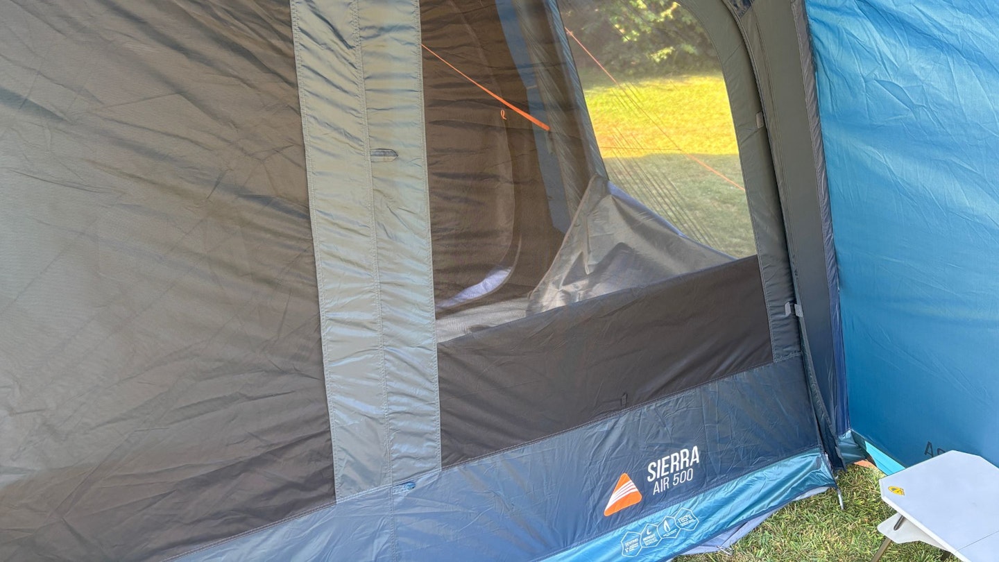 Vango Sierra Air 500 front door